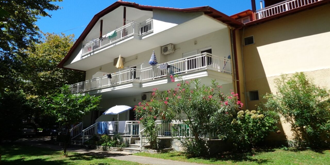 Вила Акти Мати