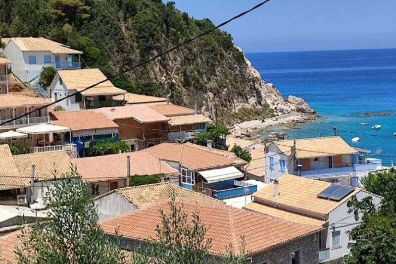 Вила Спирос – Агиос Никитас