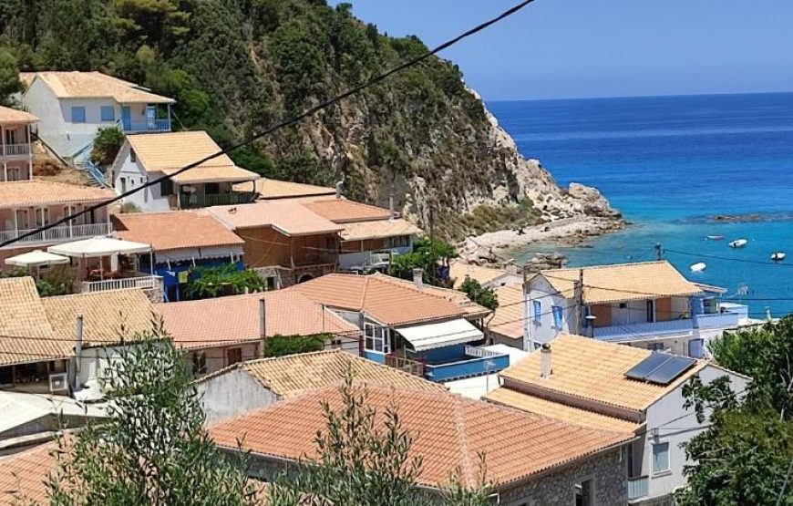 Вила Спирос – Агиос Никитас