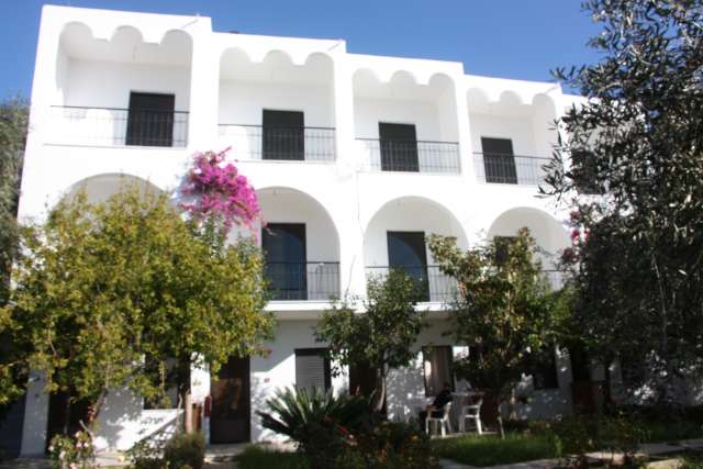 ВИЛА ВЕЛИСАРИОС