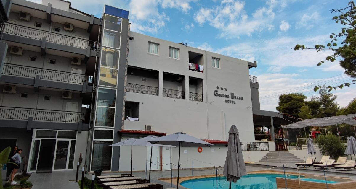 Hotel Golden Beach 3*