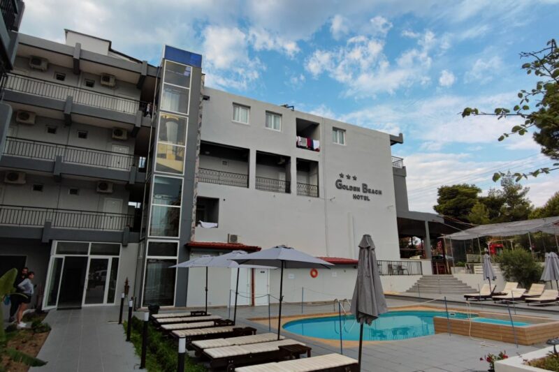 Hotel Golden Beach 3*