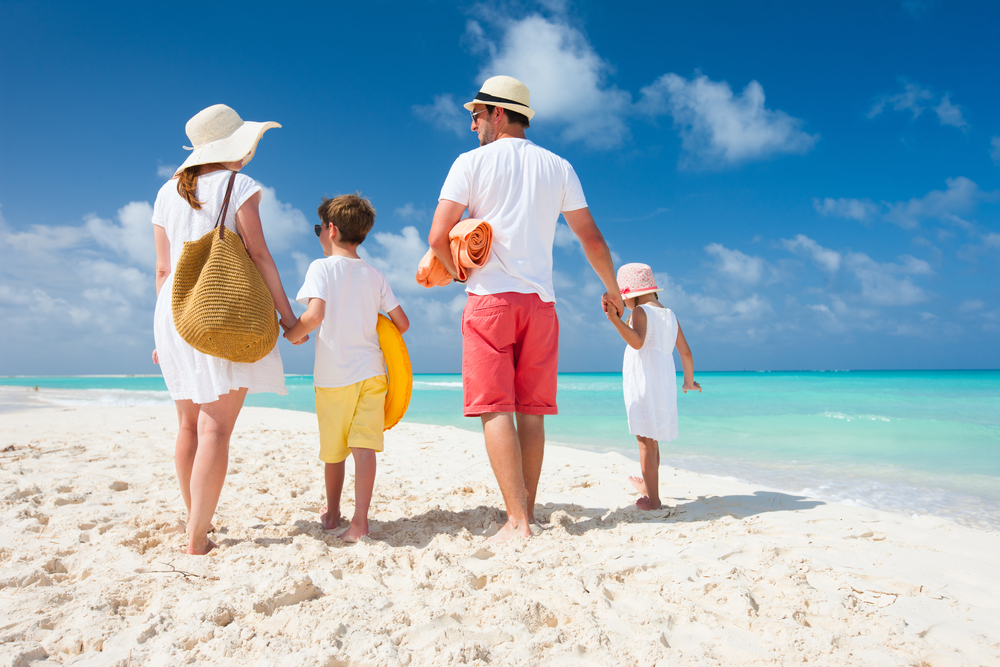 https://novatravel.mk/wp-content/uploads/2026/04/family-vaca.jpg