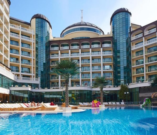 PLANETA HOTEL & AQUAPARK 5*